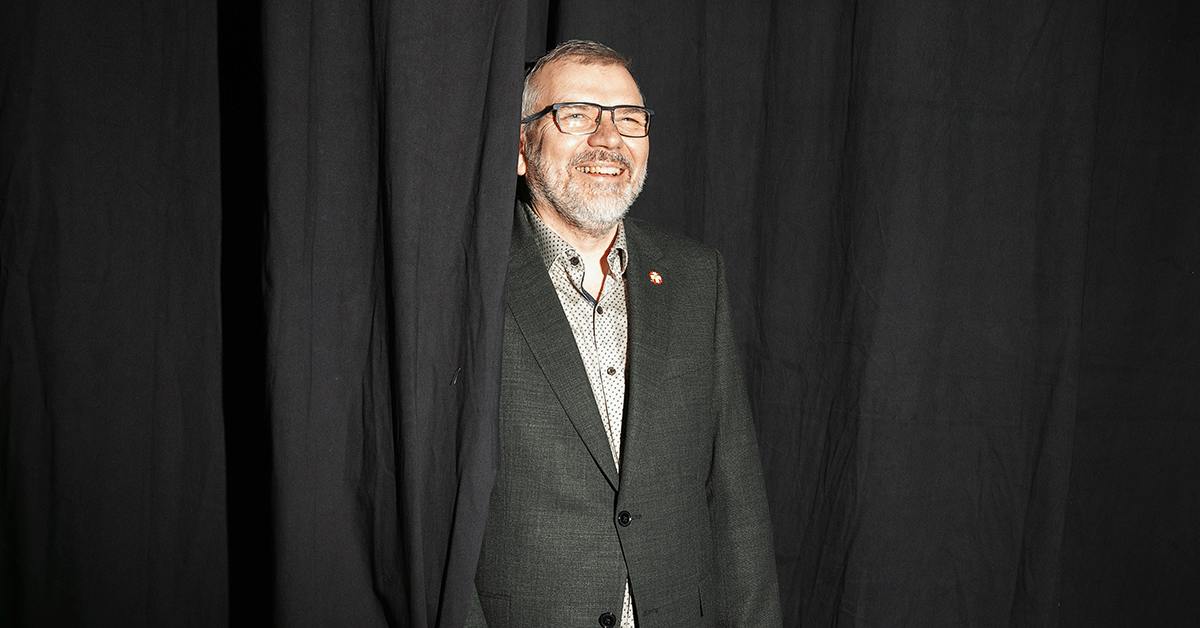 Prof. Hans Rasker Hans har altid rakt hånden op