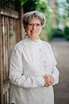 Jeanette-Pr&aelig;stegaard-pressefoto8-lille.png